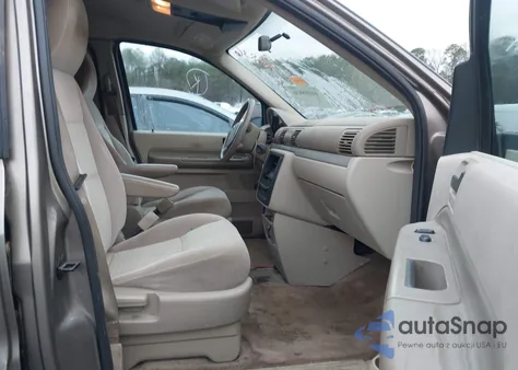 2005 Ford Freestar Se z USA, uszkodzony, nr VIN 2FMZA51675BA55082